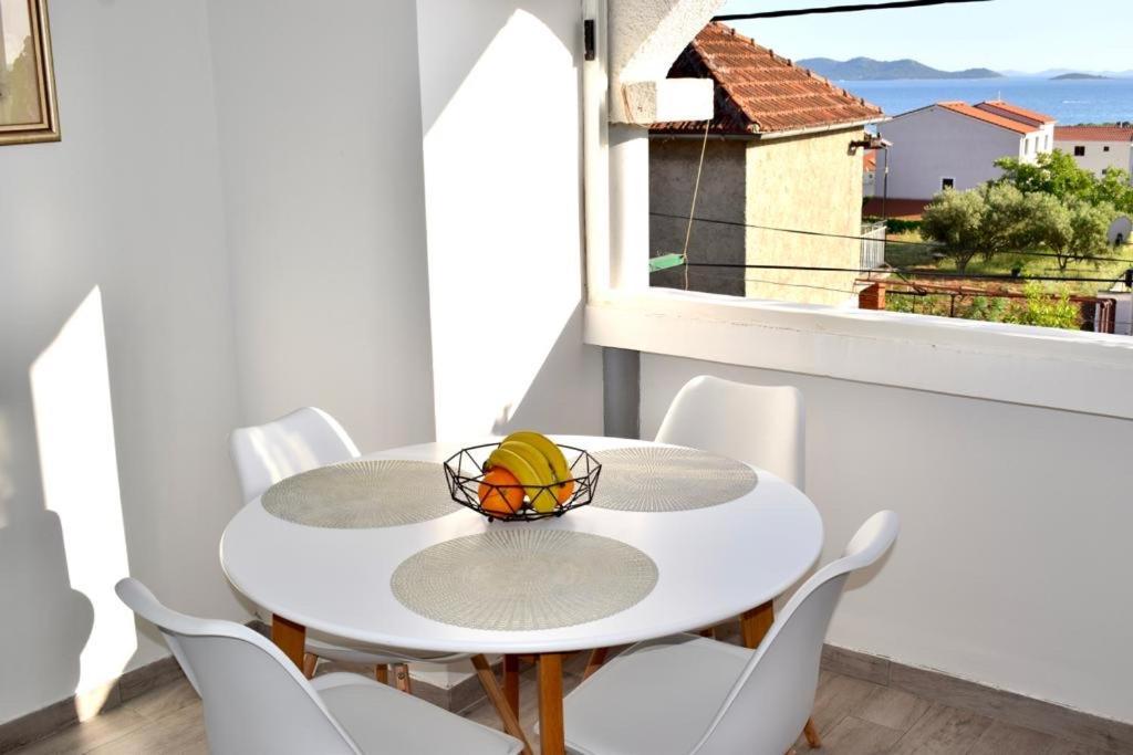 Apartments Petar Maksan Pakoštane Exterior foto