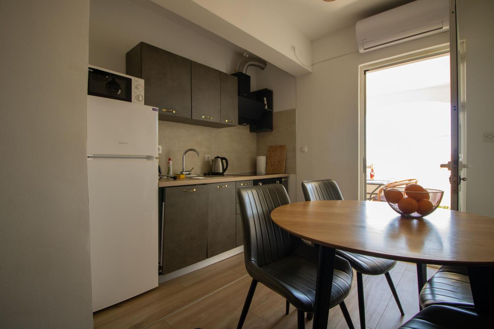 Apartments Petar Maksan Pakoštane Exterior foto
