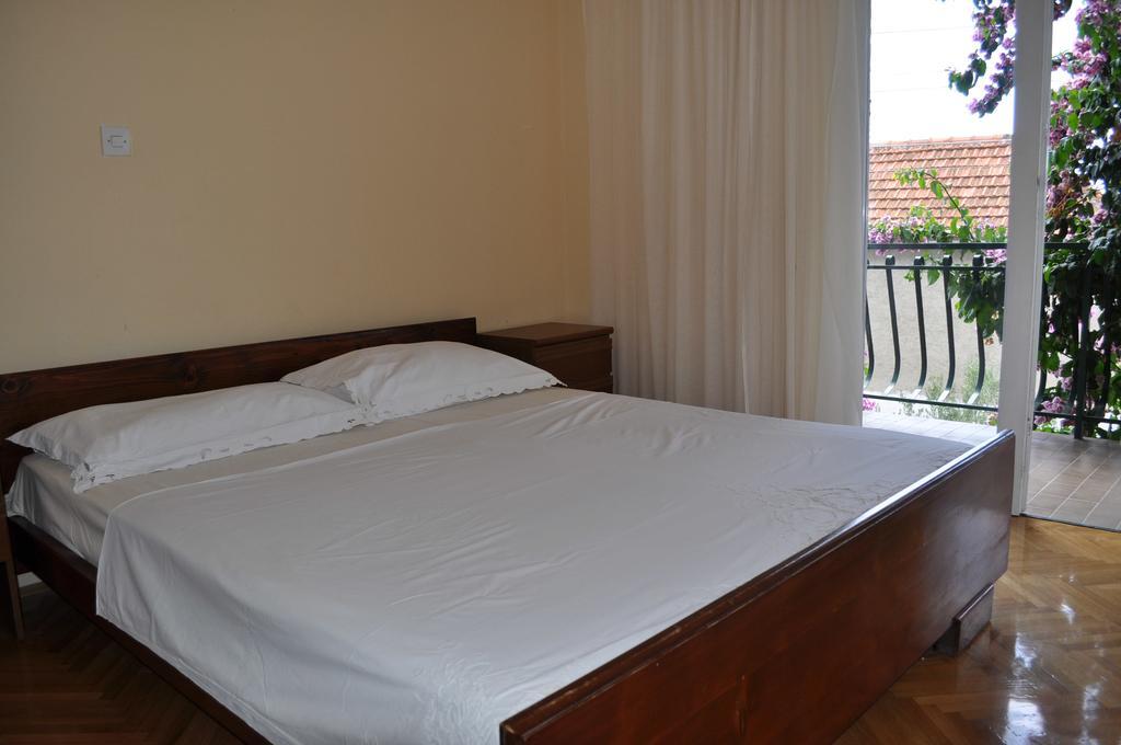 Apartments Petar Maksan Pakoštane Zimmer foto