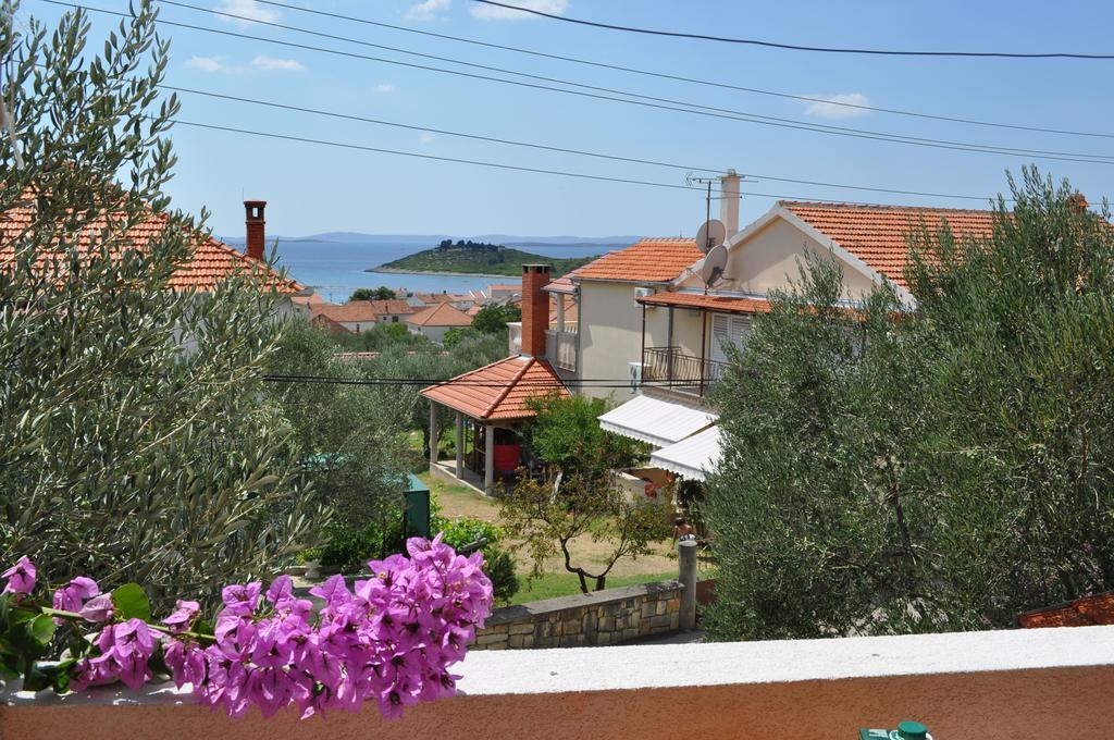 Apartments Petar Maksan Pakoštane Zimmer foto