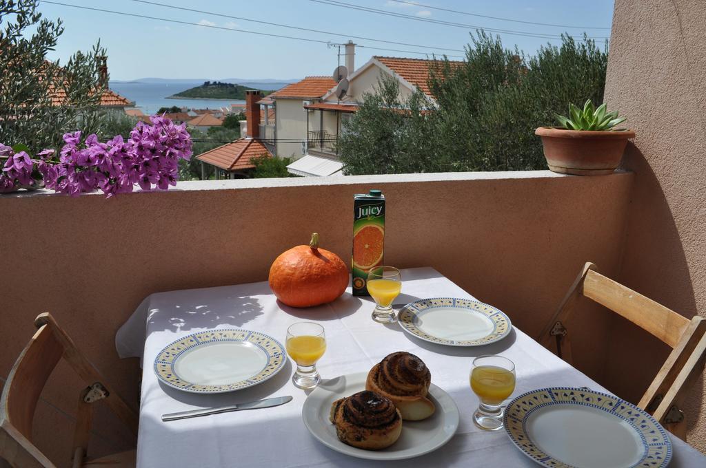 Apartments Petar Maksan Pakoštane Zimmer foto